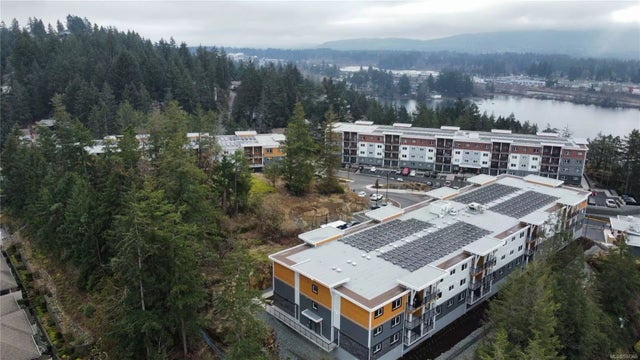 2 of 37 - 4810 Cedar Ridge Pl 209, Nanaimo, BC