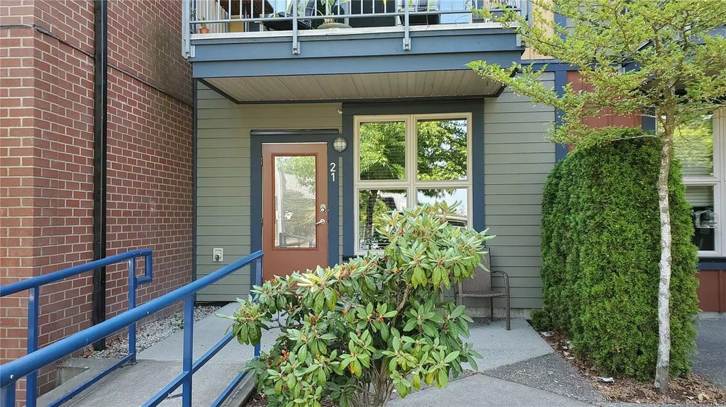 1406 Jingle Pot Rd 21, Nanaimo