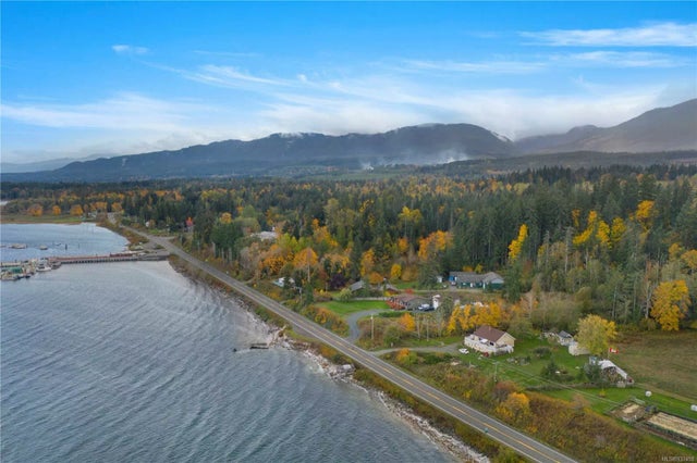5 of 25 - 7291 Island Hwy S, Fanny Bay, BC