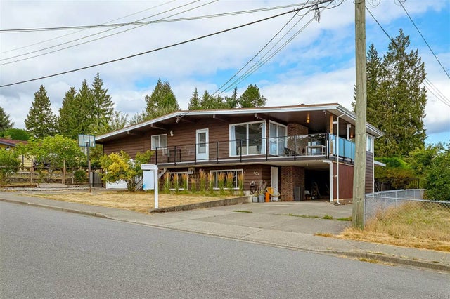 2 of 41 - 3221 Ash Rd, Chemainus, BC
