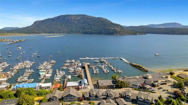 2 of 57 - 1713 Wilmot Rd 201, Cowichan Bay, BC