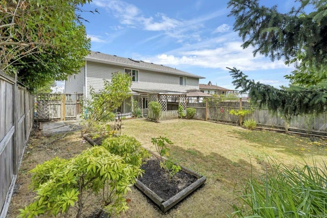 3 of 53 - 1588 Pauline St, Crofton, BC