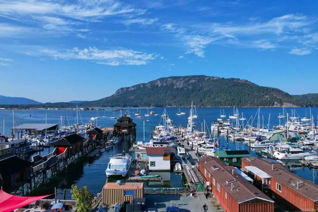 2 of 38 - 1759 Cowichan Bay Rd 4, Cowichan Bay, BC