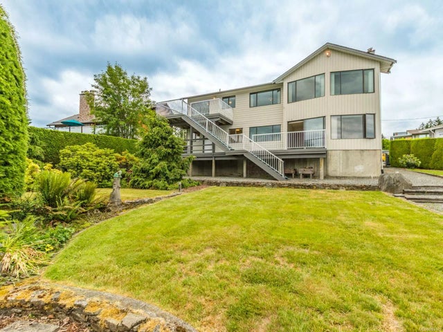 1 of 71 - 3163 Sunset Dr, Chemainus, BC