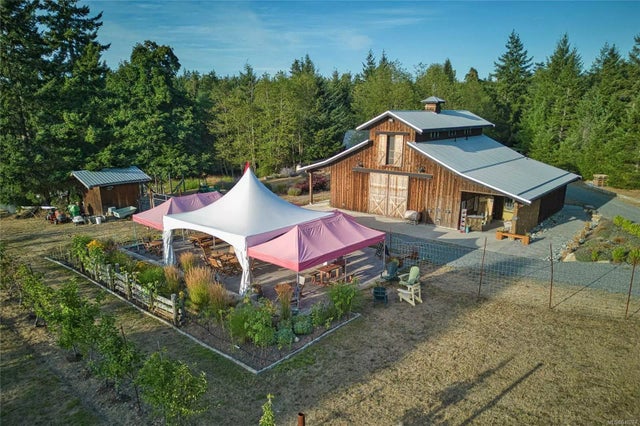 3 of 26 - 1240 Coats Dr, Gabriola Island, BC