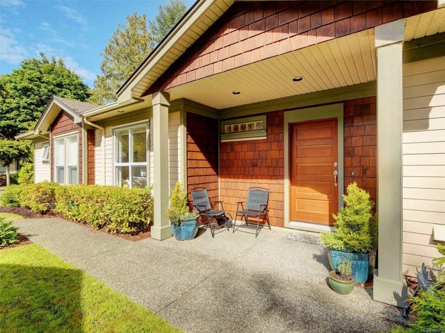 2 of 20 - 5164 Cordova Bay Rd 2, Saanich, BC