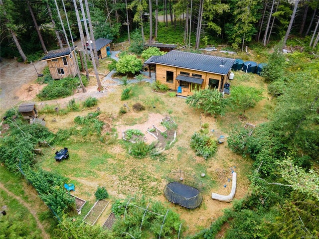 1 of 49 - 220 Sea Meadow Dr, Gabriola Island, BC