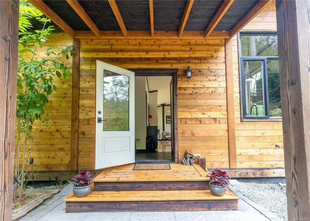 4 of 49 - 220 Sea Meadow Dr, Gabriola Island, BC