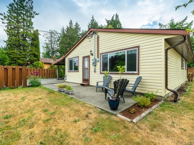 1 of 23 - 920 6th Ave, Ladysmith, BC