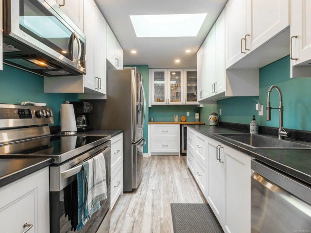 2 of 23 - 920 6th Ave, Ladysmith, BC