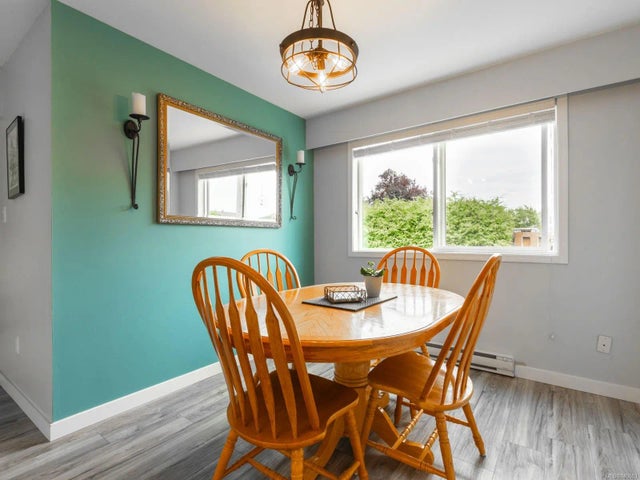 3 of 23 - 920 6th Ave, Ladysmith, BC
