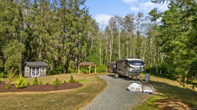 4 of 28 - Lt23 Bates Dr, Fanny Bay, BC