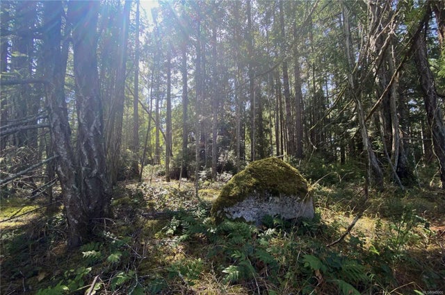 2 of 10 - Lt 6 Dirksen Rd, Gabriola Island, BC
