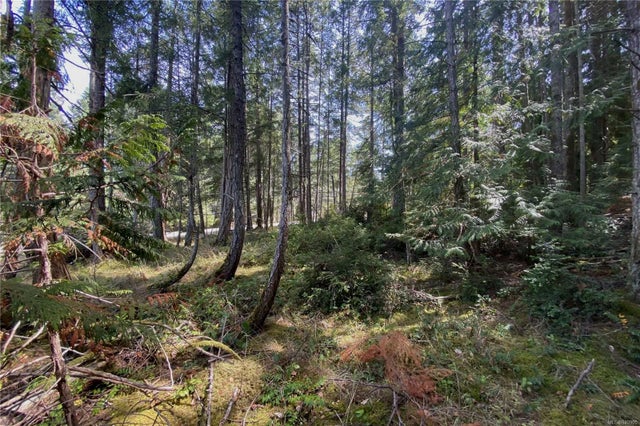 4 of 10 - Lt 6 Dirksen Rd, Gabriola Island, BC