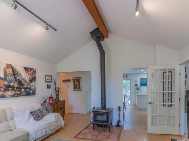 5 of 42 - 960 Carmen Cres, Gabriola Island, BC