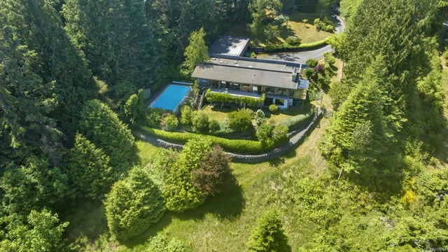 2 of 66 - 925 Cherry Point Rd, Cowichan Bay, BC