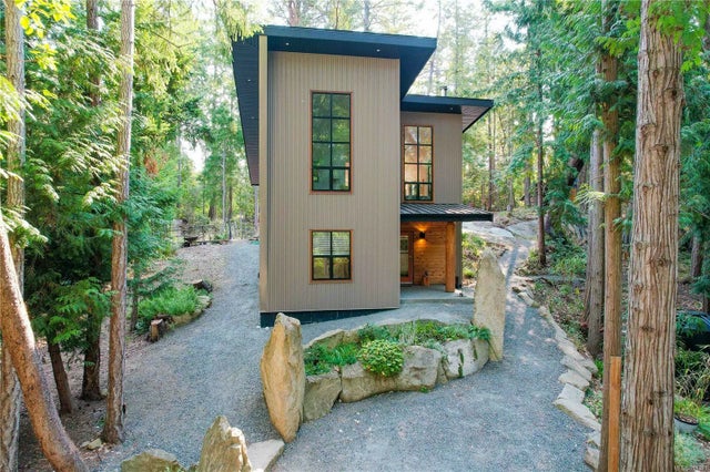 2 of 31 - 1180 Pat Burns Ave, Gabriola Island, BC