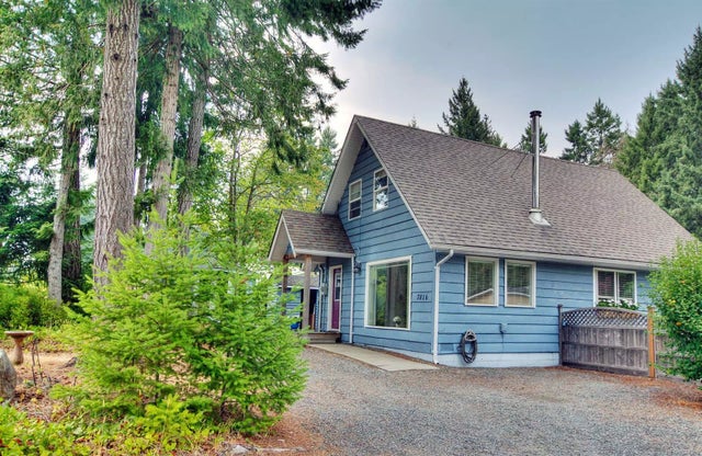2 of 24 - 7816 Tozer Rd, Fanny Bay, BC