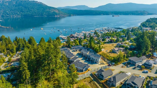 1 of 26 - 4690 Caspian Pl 101, Cowichan Bay, BC