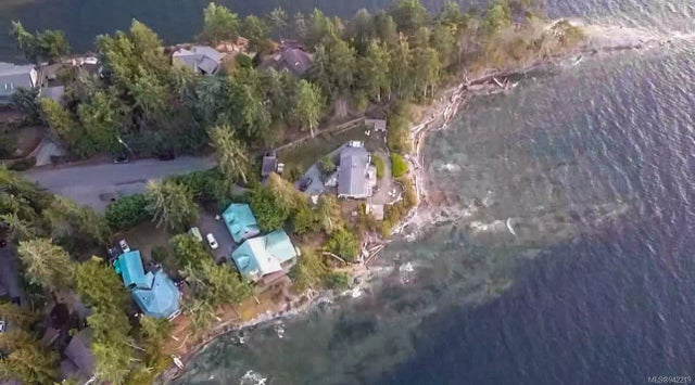 2 of 45 - 93 Malaspina Dr, Gabriola Island, BC