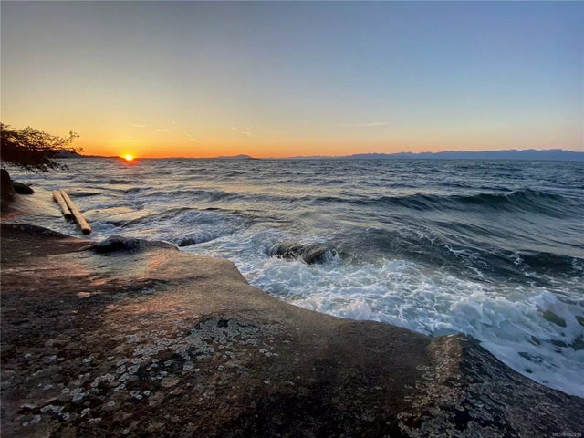 3 of 45 - 93 Malaspina Dr, Gabriola Island, BC