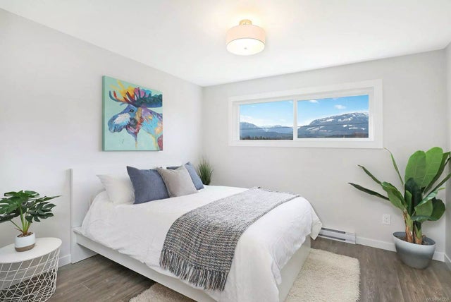 5 of 55 - 7626 Tozer Rd, Fanny Bay, BC