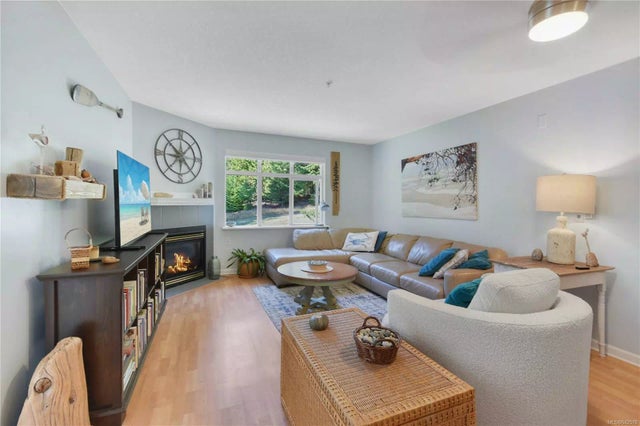 2 of 36 - 500 Argyle Lane 202, Gabriola Island, BC