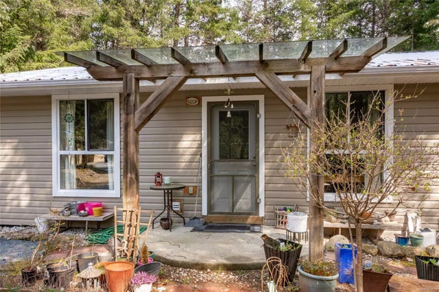 1 of 74 - 1198 Stagdowne Rd, Errington, BC