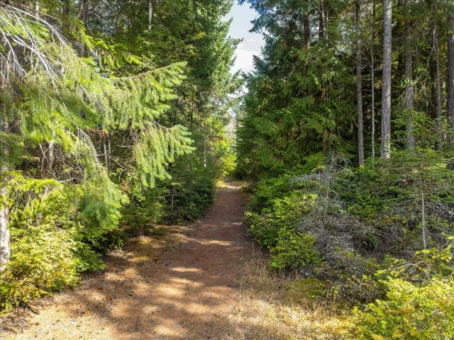 2 of 15 - 0 King Rd, Gabriola Island, BC