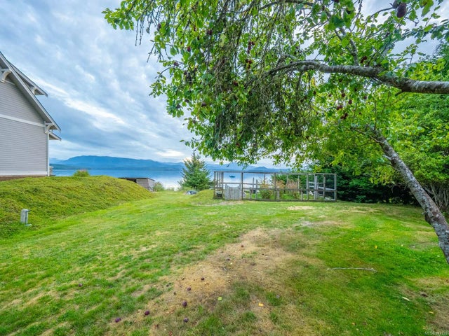 3 of 92 - 344 & 348 1st St, Sointula, BC