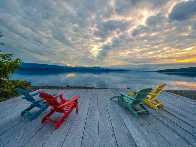 5 of 92 - 344 & 348 1st St, Sointula, BC