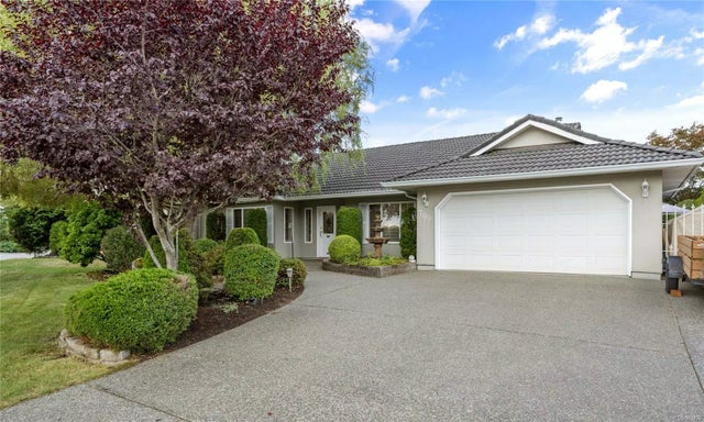 1 of 38 - 700 Chartwell Blvd, Qualicum Beach, BC