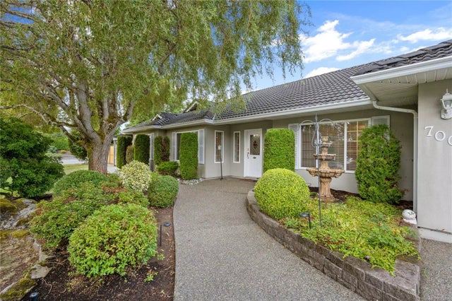 5 of 38 - 700 Chartwell Blvd, Qualicum Beach, BC