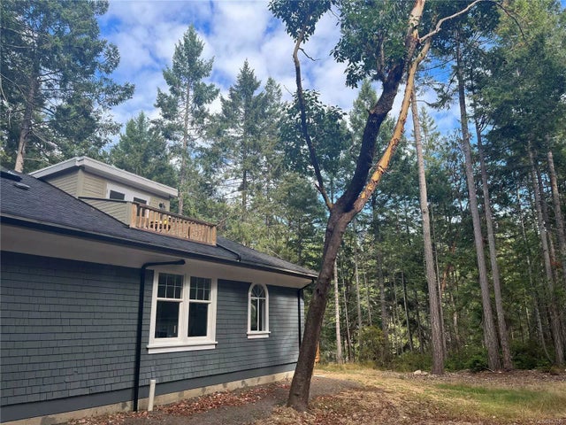 5 of 34 - 920 Sveinson Rd, Gabriola Island, BC