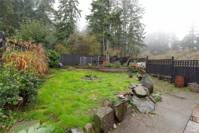 2 of 29 - 9946 Echo Hts, Chemainus, BC