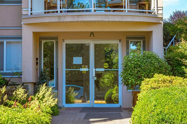 3 of 25 - 3000 Oak St 202a, Chemainus, BC