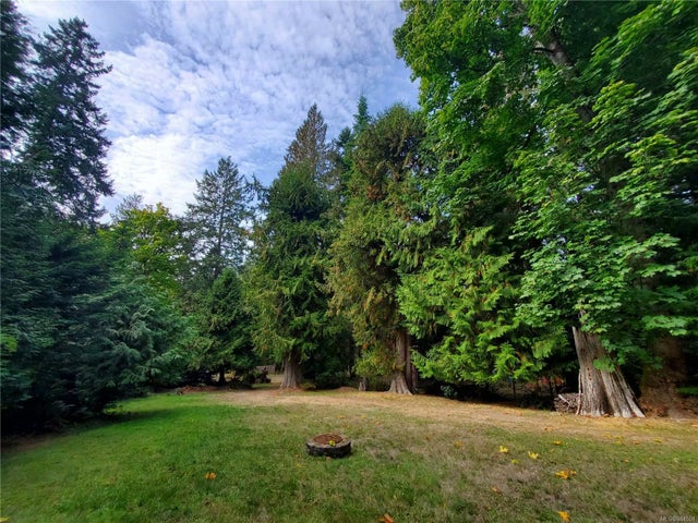 2 of 23 - 1120 Chappel Pl, Gabriola Island, BC