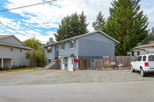 2 of 58 - 1592 Pauline St, Crofton, BC