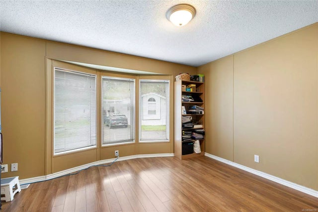 4 of 27 - 1050 Bowlby Rd 11, Errington, BC