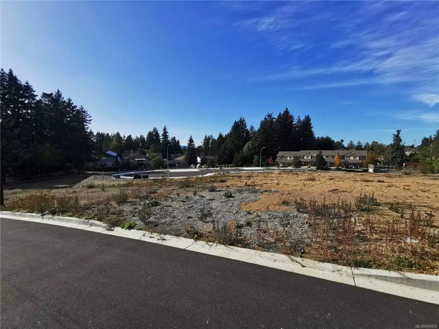 4 of 11 - 28 Leam Rd, Nanaimo, BC