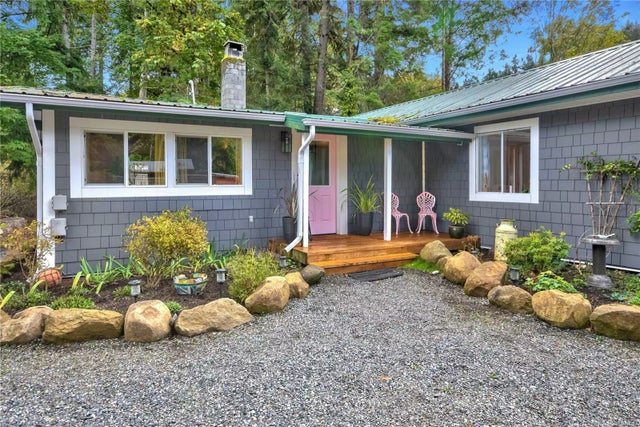 1 of 55 - 1665 Whalebone Dr, Gabriola Island, BC