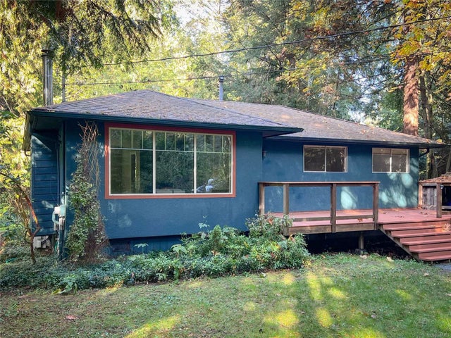 1 of 25 - 705 Carr Blvd, Gabriola Island, BC