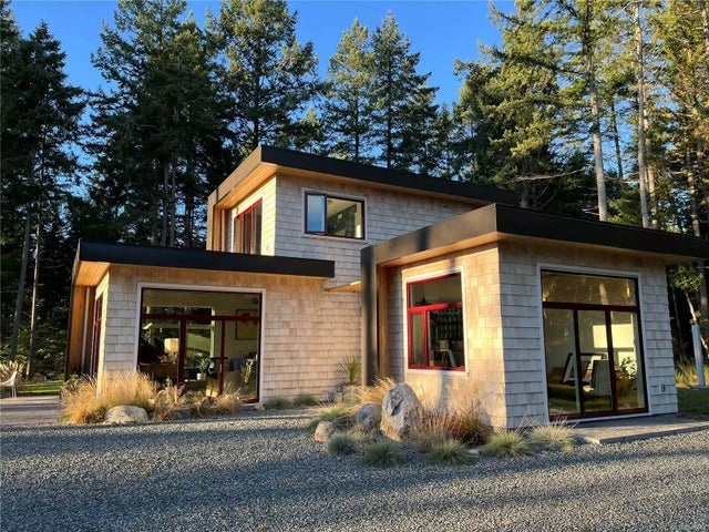 2 of 34 - 1805 Stalker Rd, Gabriola Island, BC