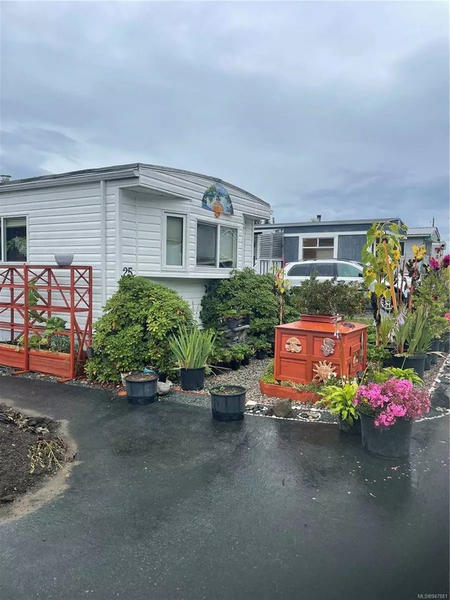 2 of 22 - 1050 Bowlby Rd 25, Errington, BC