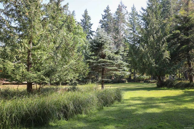 3 of 41 - 1475 Degnen Rd, Gabriola Island, BC