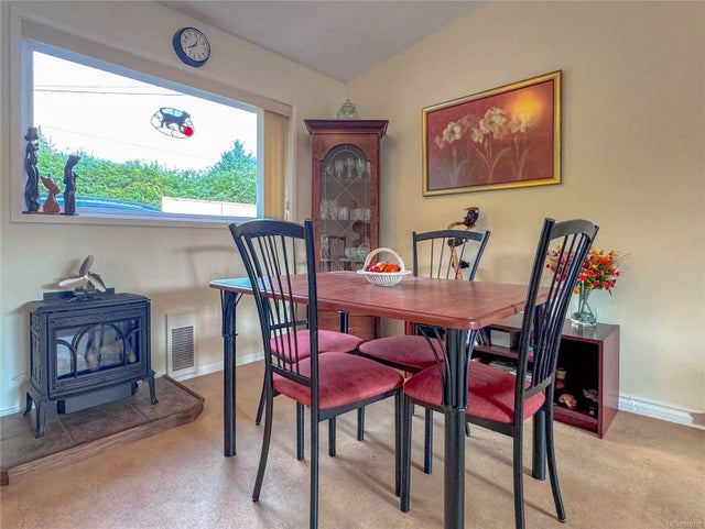 4 of 18 - 755 Church St 7, Gabriola Island, BC