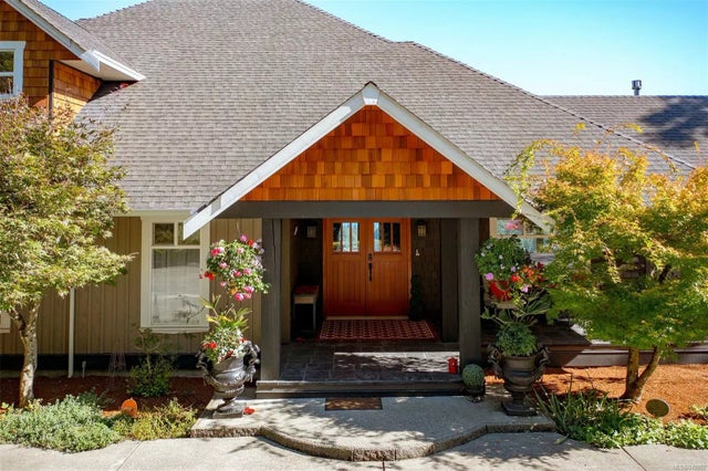 1 of 99 - 10015 Panorama Ridge Rd, Chemainus, BC