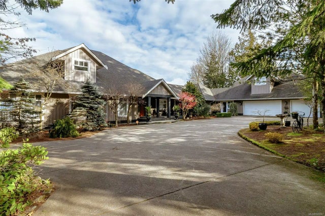 2 of 99 - 10015 Panorama Ridge Rd, Chemainus, BC