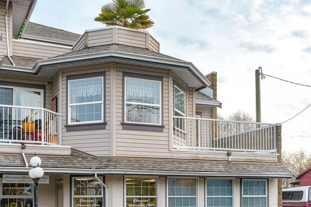 3 of 31 - 9844 Croft St 203, Chemainus, BC