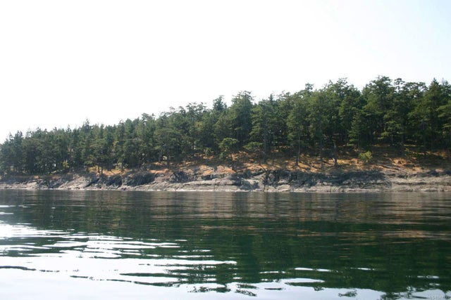 3 of 17 - 933 Sallas Lane, Sidney Island, BC